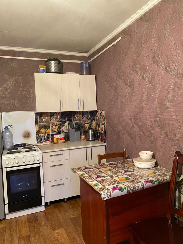 Продам Комнату на Абая 14