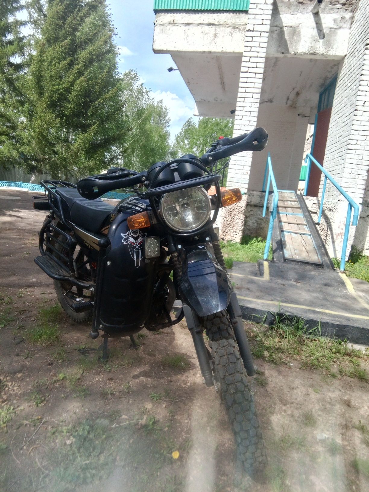 Продам мотоцикл GXS 200 кубов