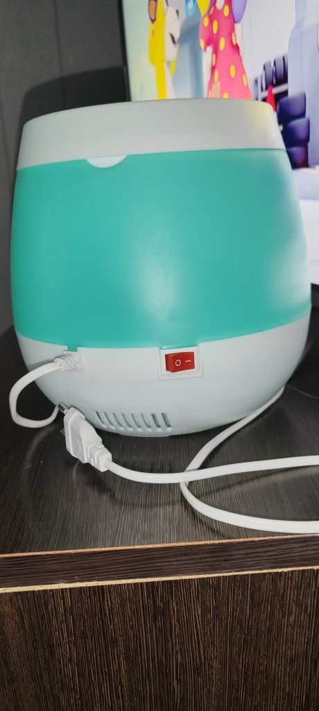 Продам увлажнитель в подарок гигрометр