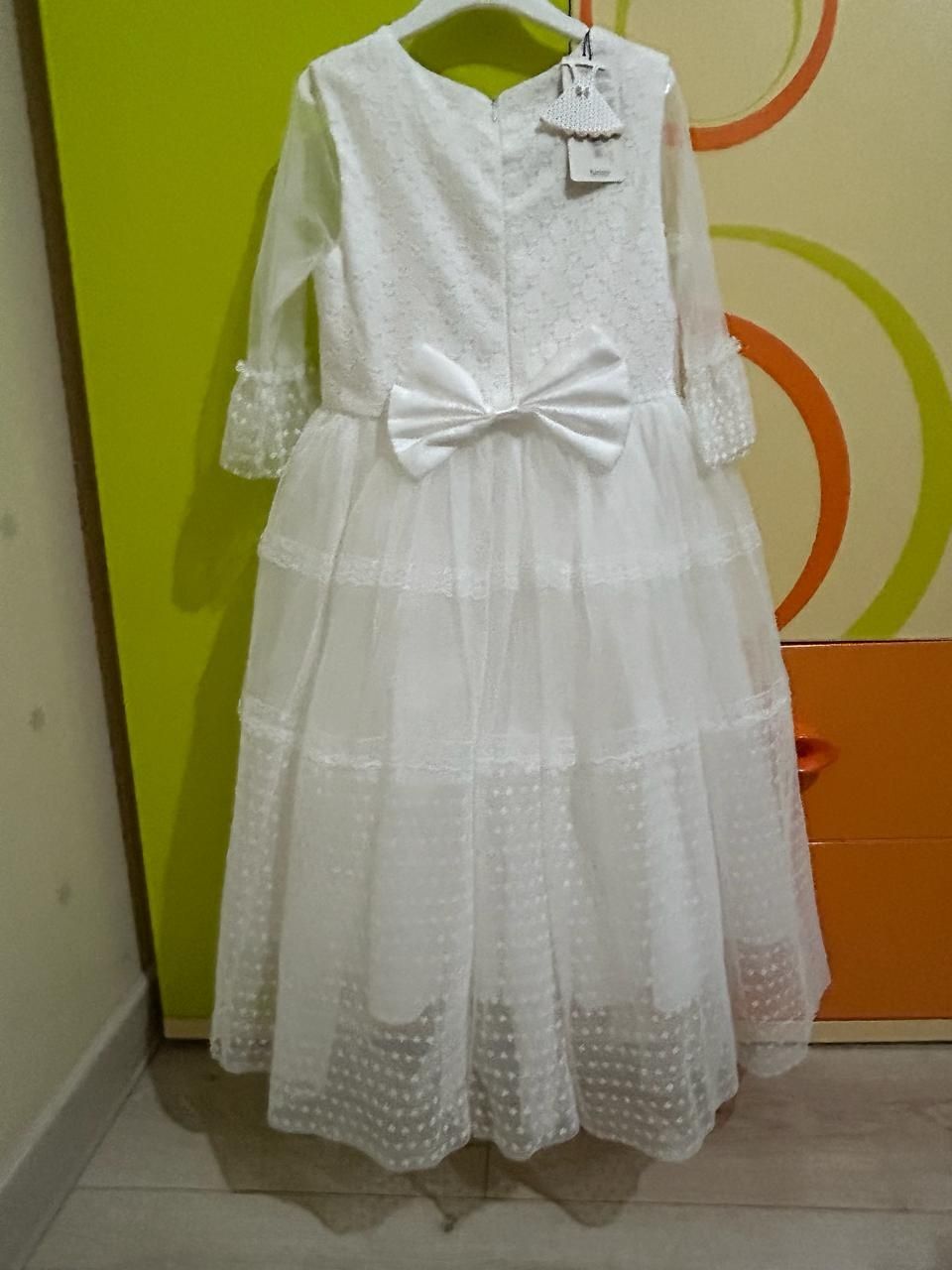 Продам платье для девочки