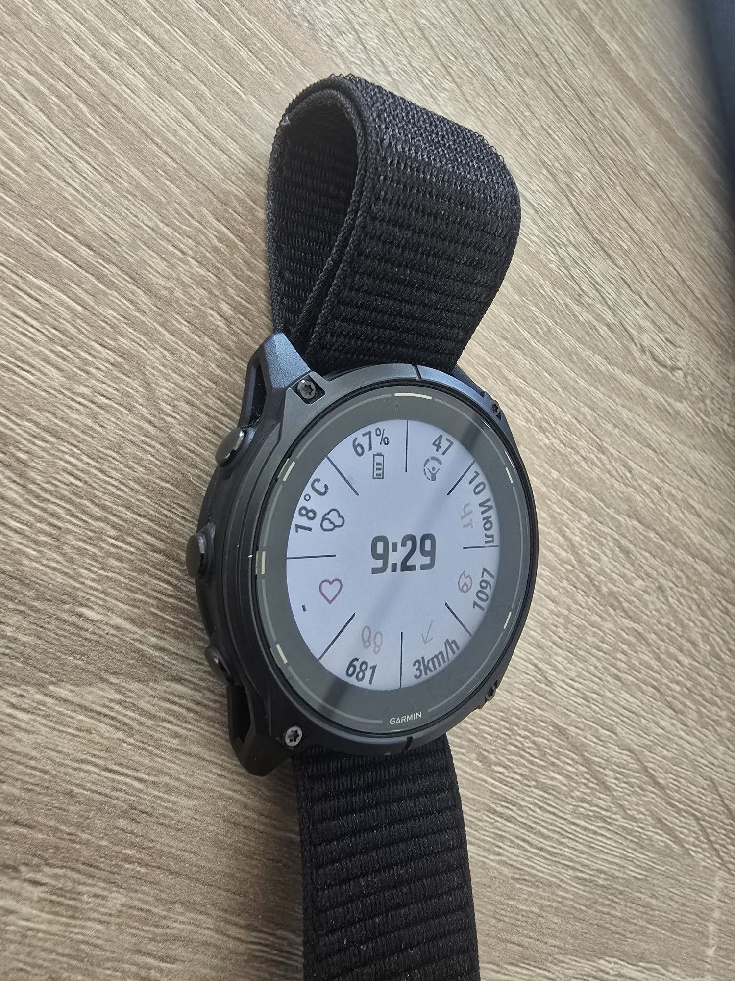 Garmin enduro 3 часы