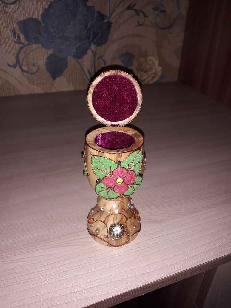 Деревянные шкатулки