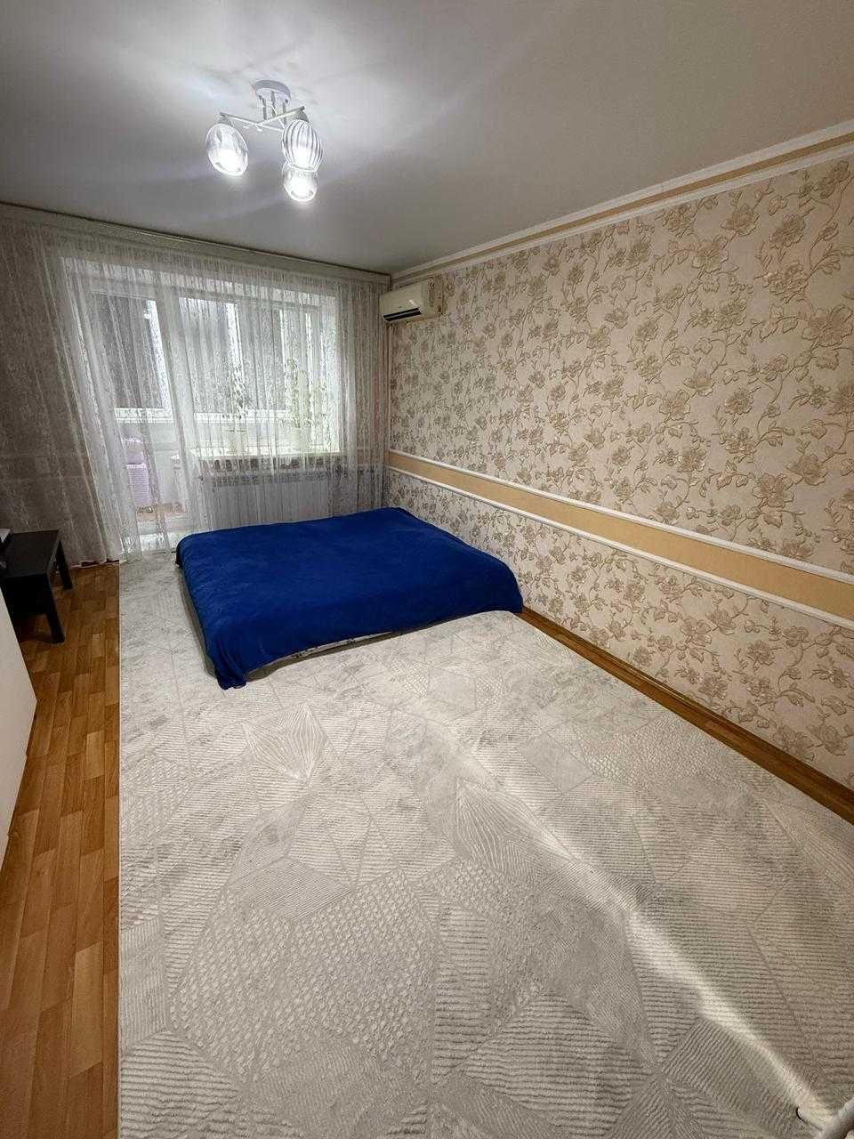 Продам трёхкомнатную квартиру в центре