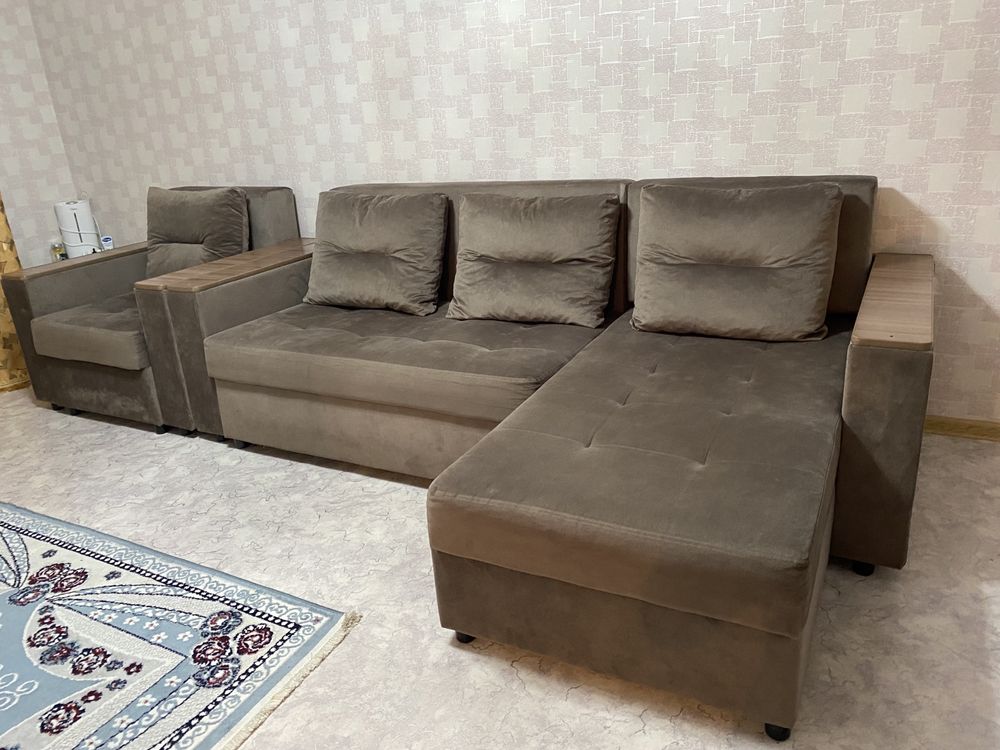 Диван для гостиной