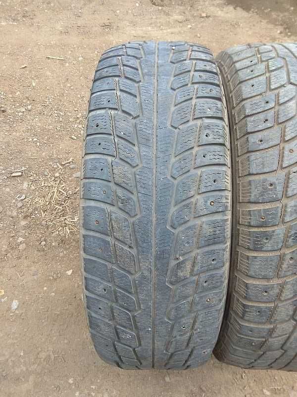 Шины 235/65 R17 - "Michelin Latitude X-ice North" (Франция), зимние.