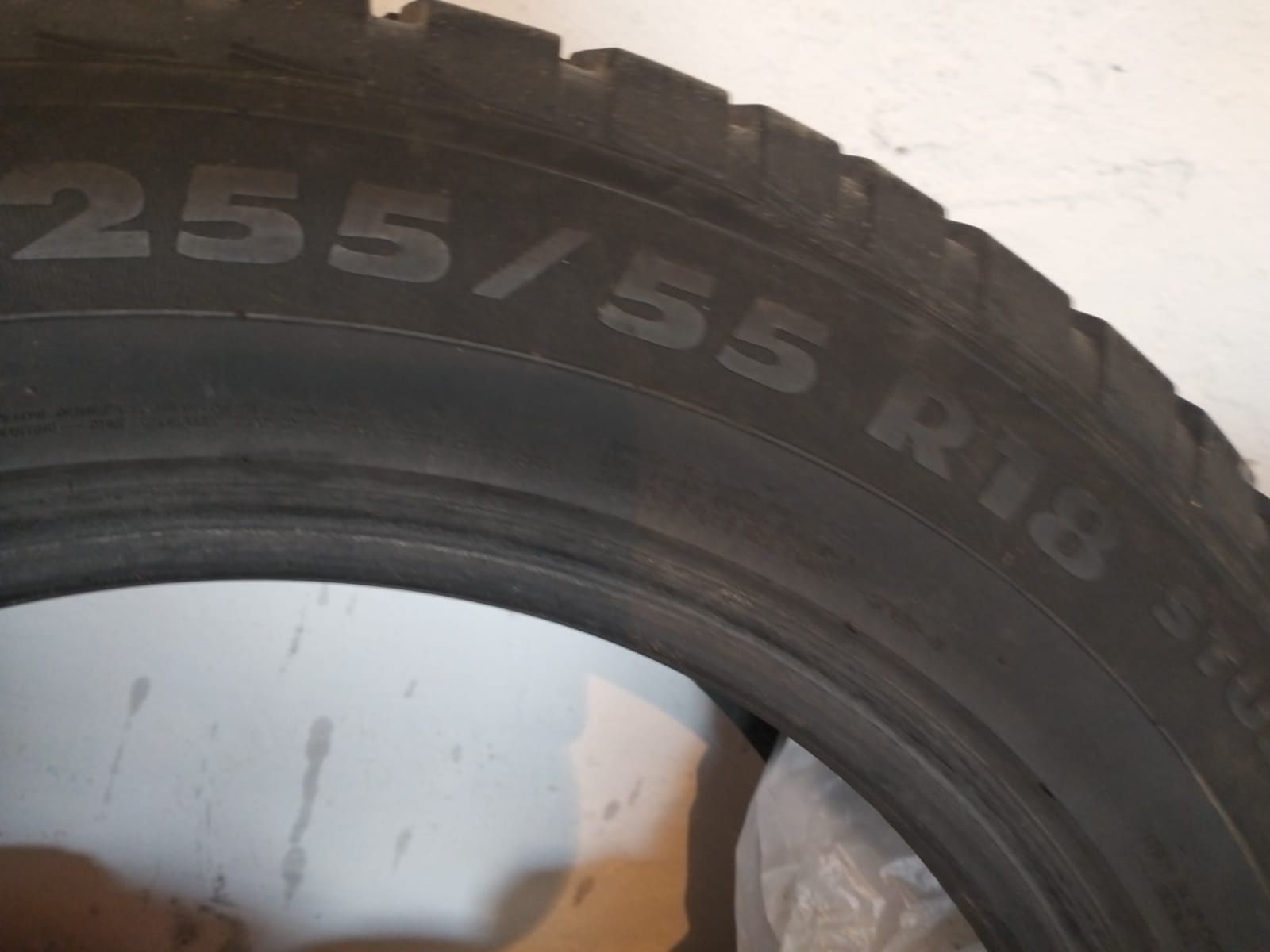Продам резину 255/55/18