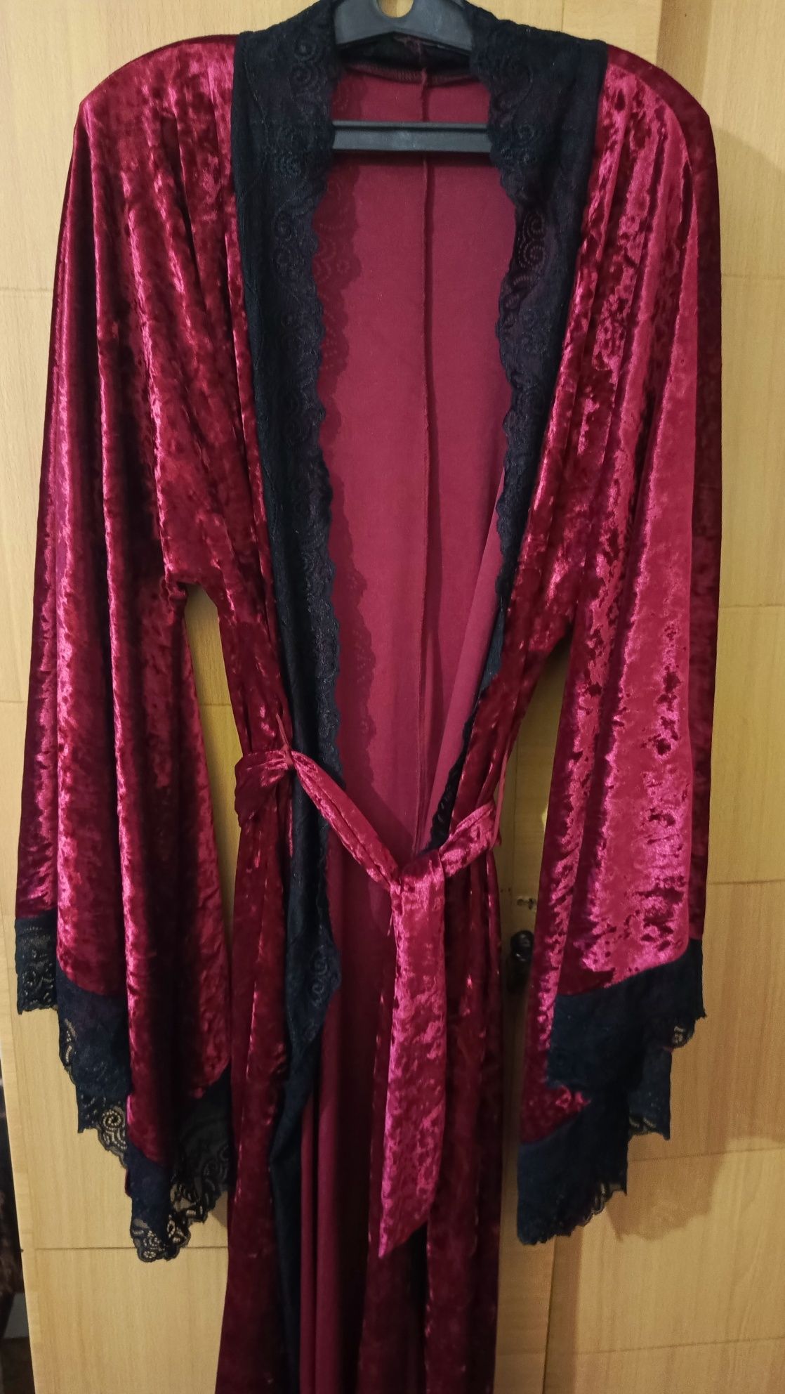 Продам женский халат 48-50