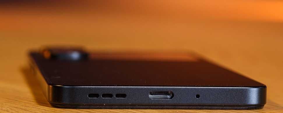 Xiaomi Poco C65 8/256 состояние идеал