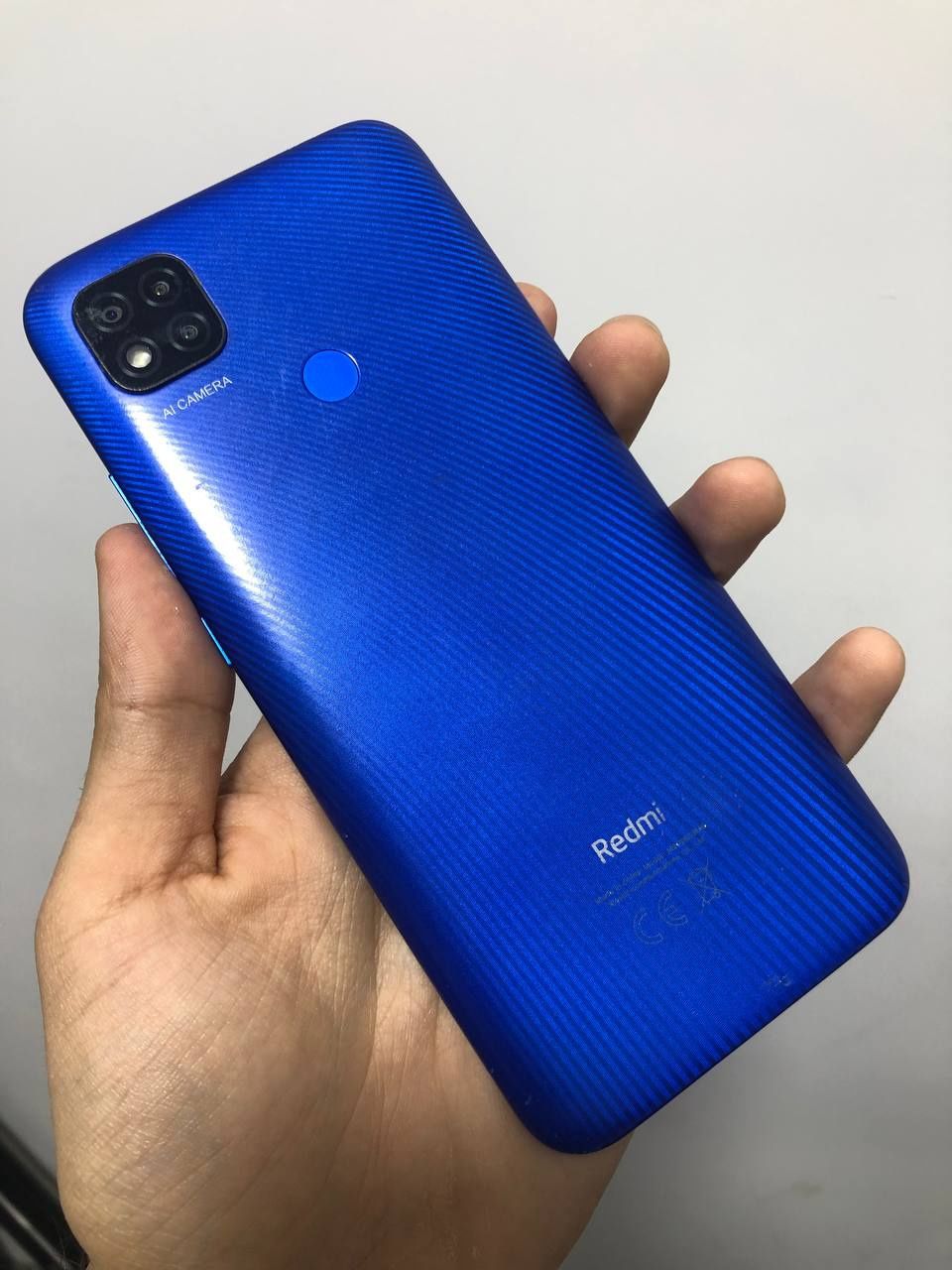 Продам два телефона: Oppo A1K, Redmi