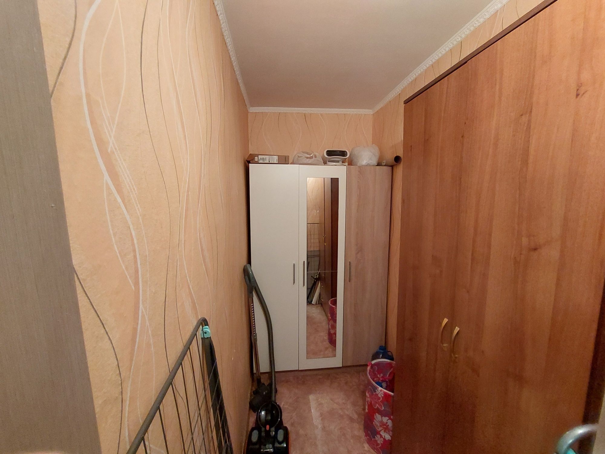 Продам 2-х комнатную квартиру