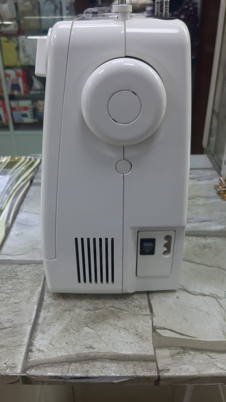 Продаётся новая швейная машинка Janome sw-24.Цена 85.000