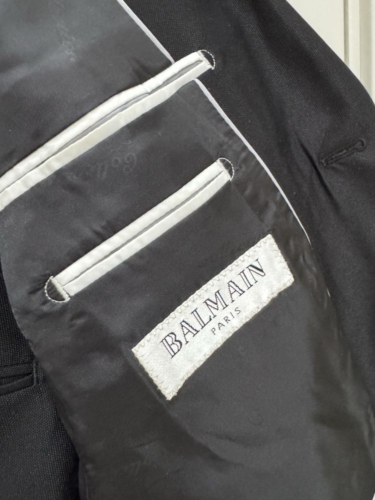 Мужской костюм Balmain