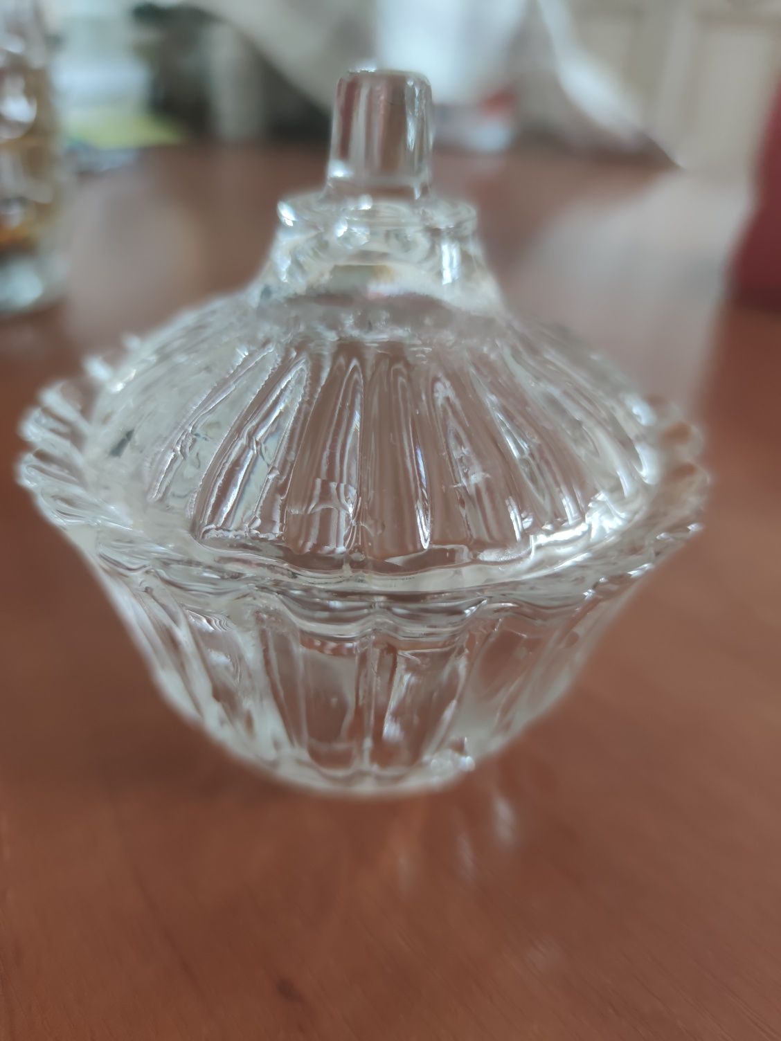 Сахарница стекло