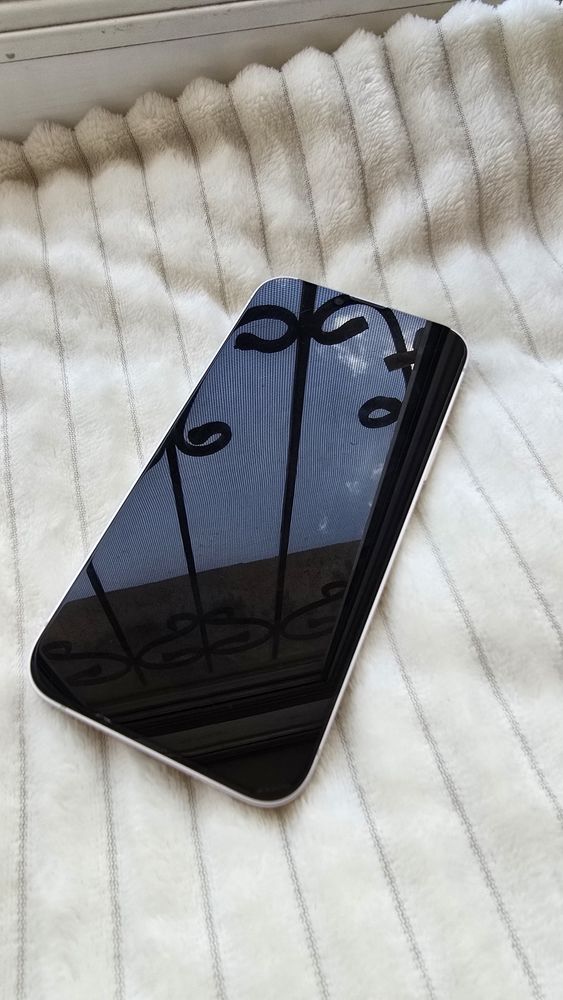 IPhone 14+ 256 gb