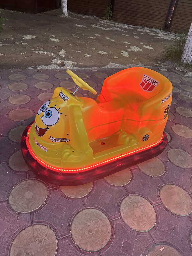 Светящаяся машинка