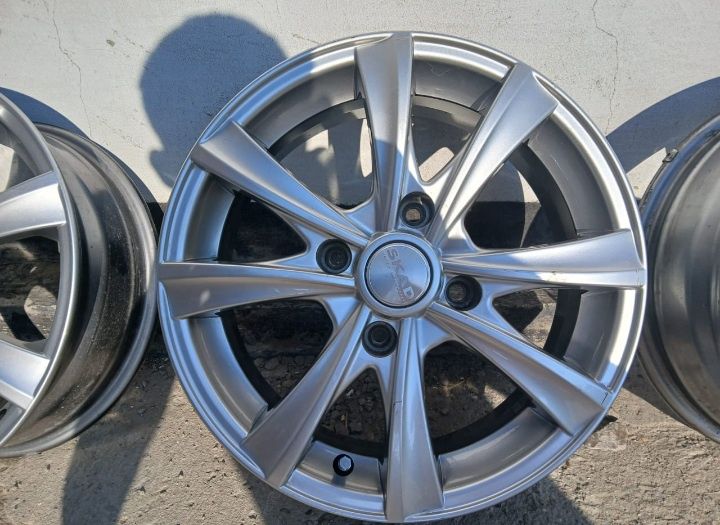 Продам Диски SKAD R 15 4 рех болтовый