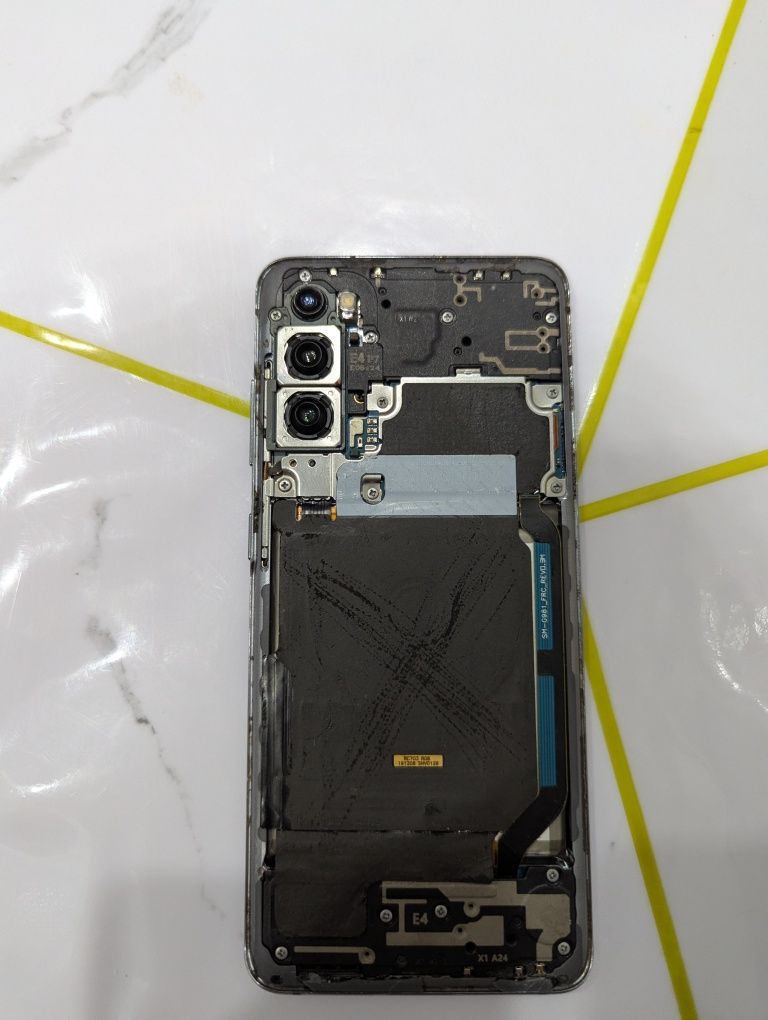 Samsung S20 8/128