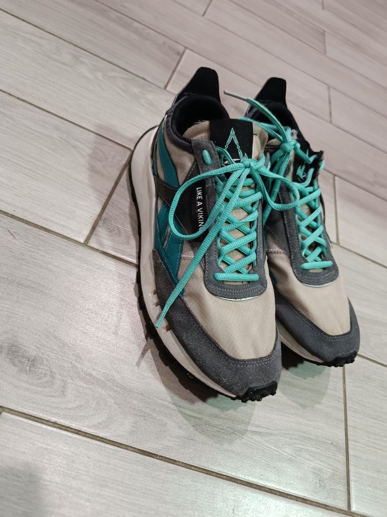 Кросовки Reebok Classic Кожа Legacy x Assassin's Creed Valhalla