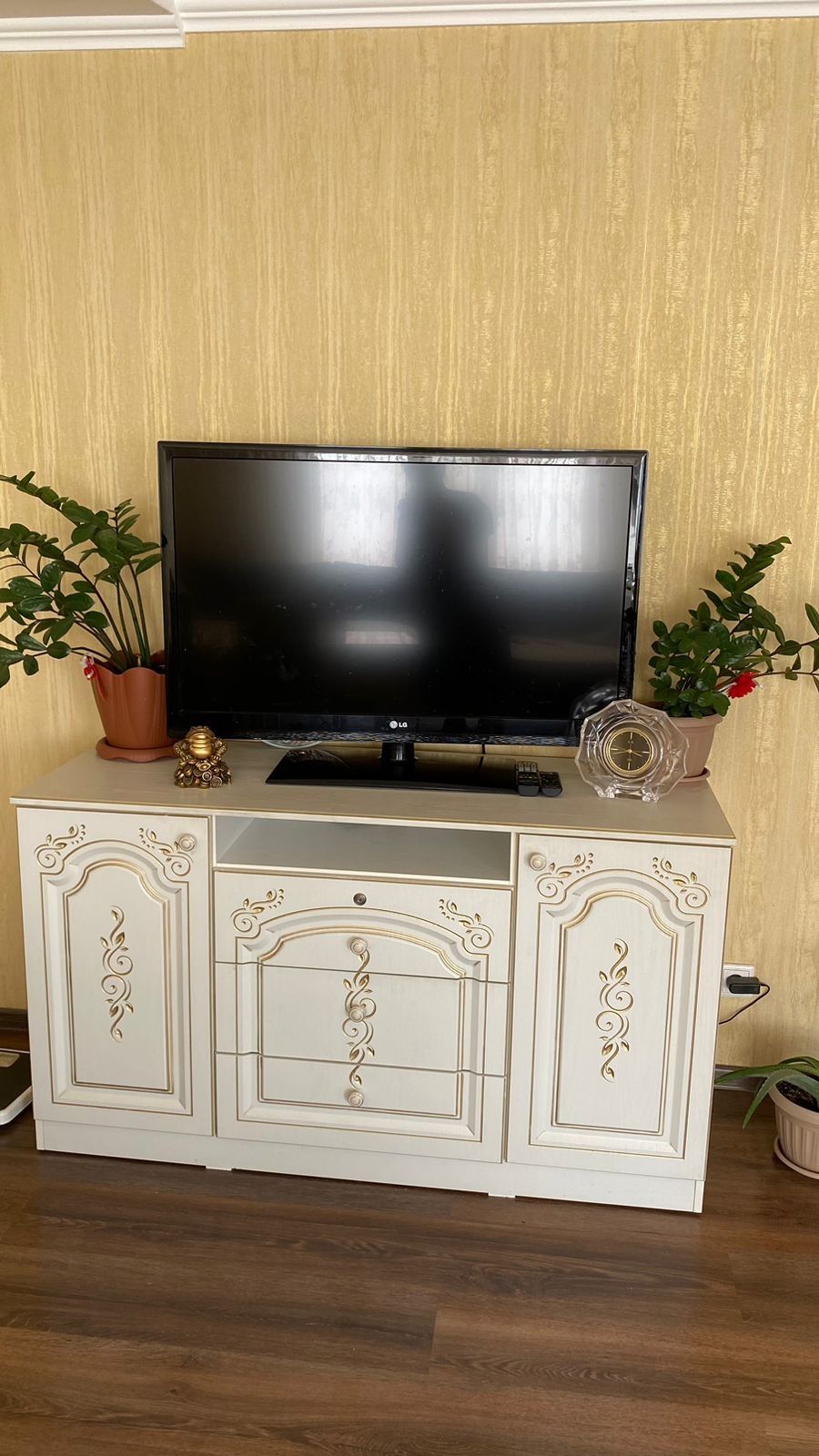 Продам комод/тумба под TV