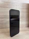 Apple iPhone 13,