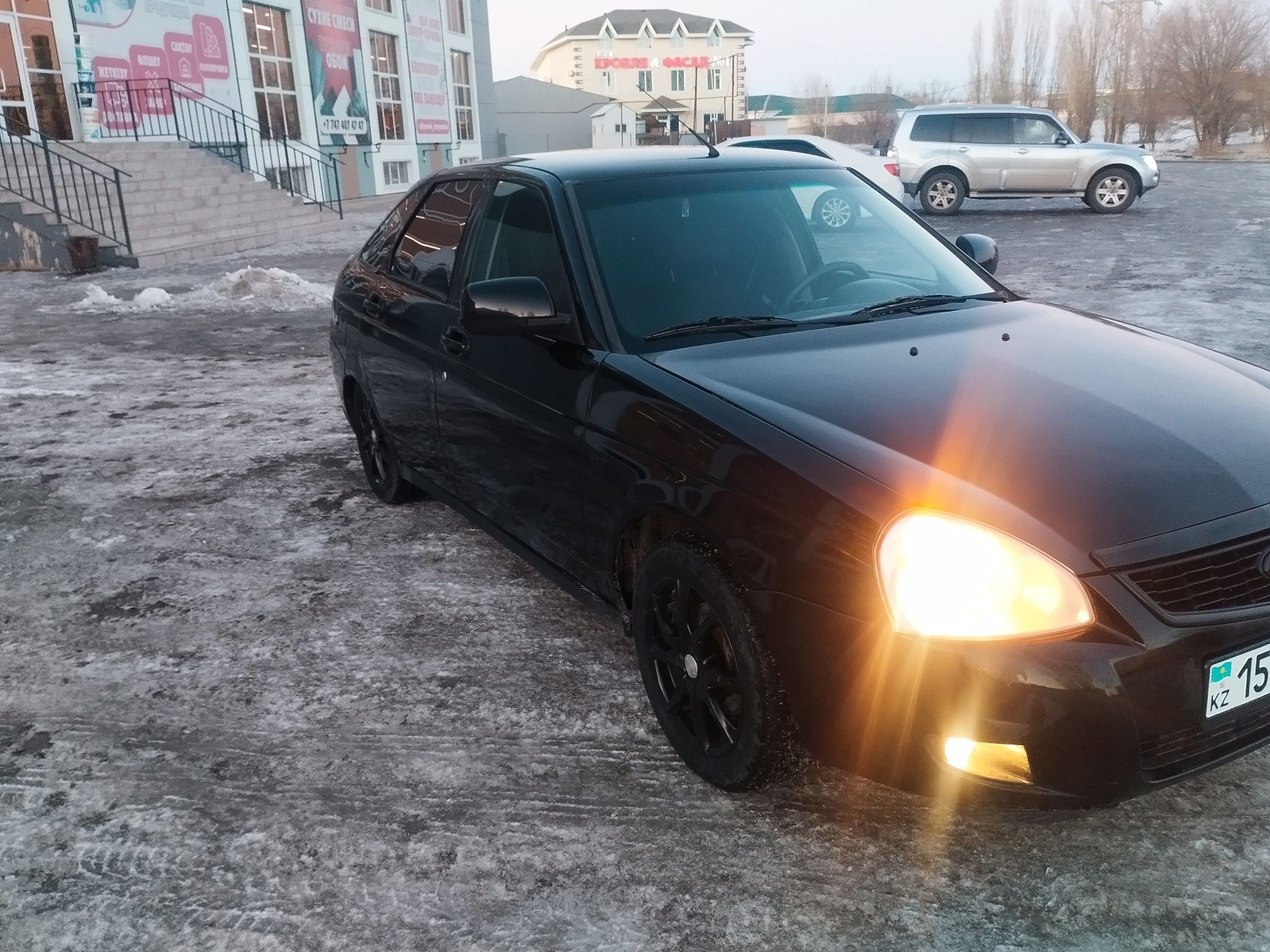 Продам приора хэтчбек 2013
