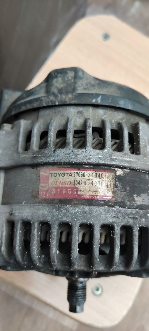 Продам электрогенератор от Лексуса GS300