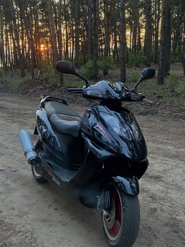 Скутер Fiery 150 кубов