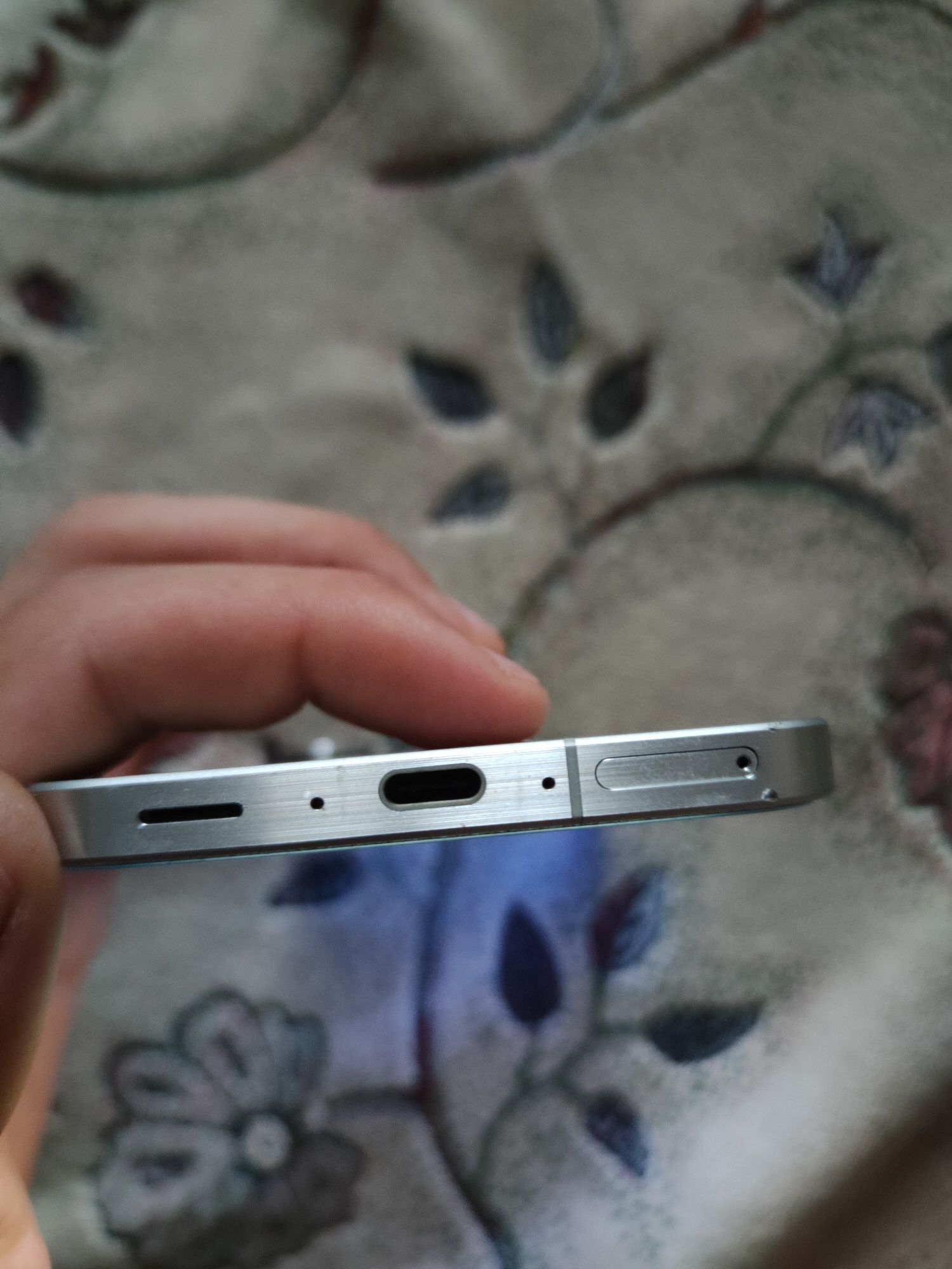 Продам Samsung A56