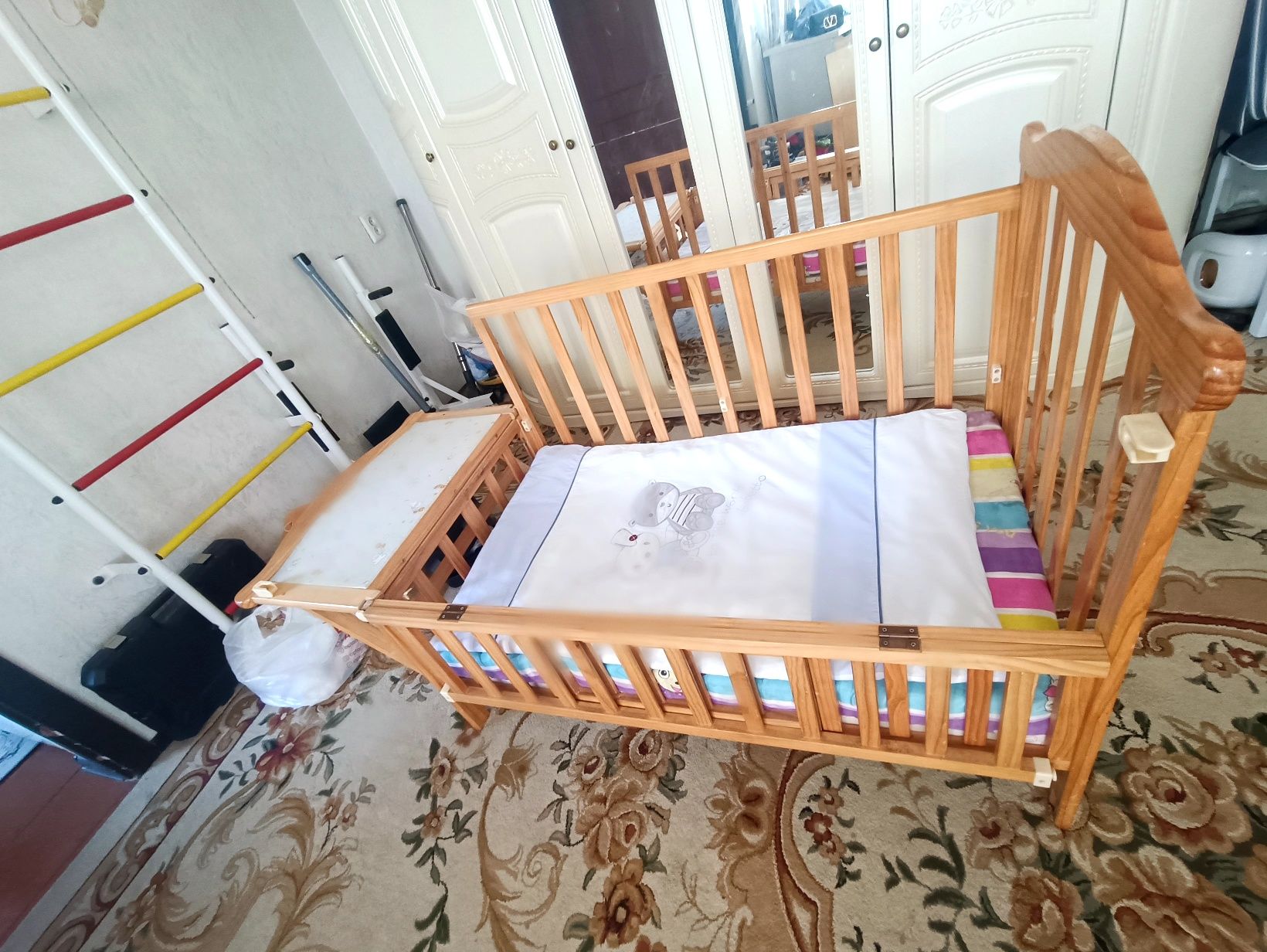 Продам детский манеж