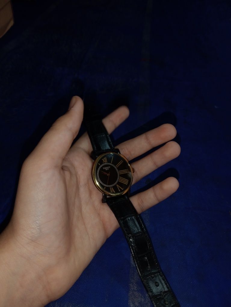 Часы "TISSOT" 1853