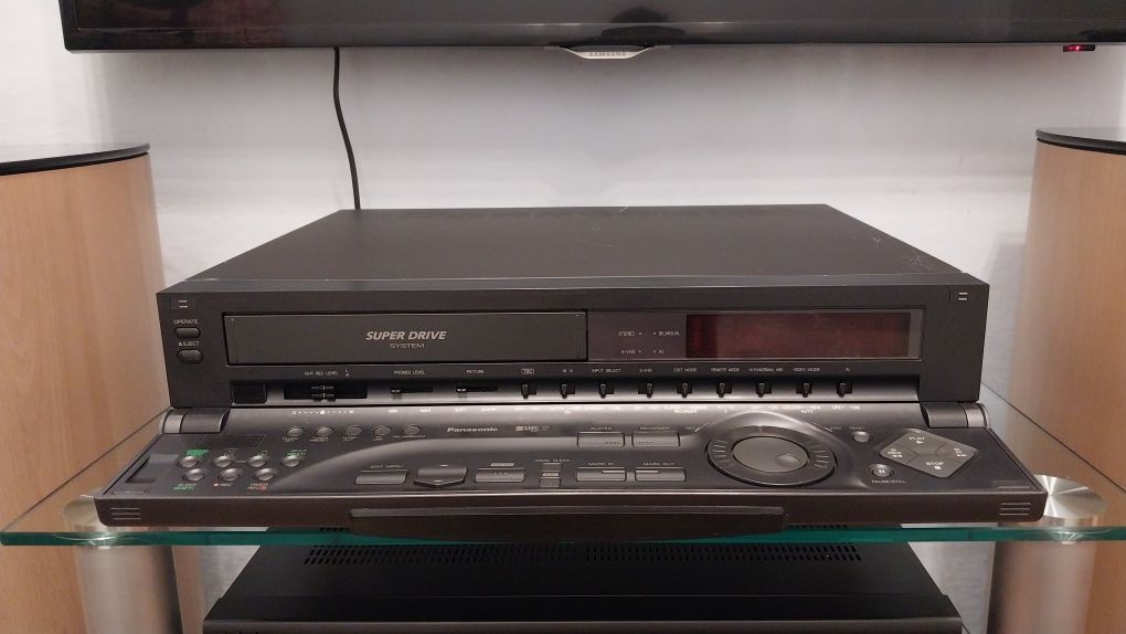 Panasonic NV-HS1000 Hi-Fi Stereo Super VHS проигрыватель