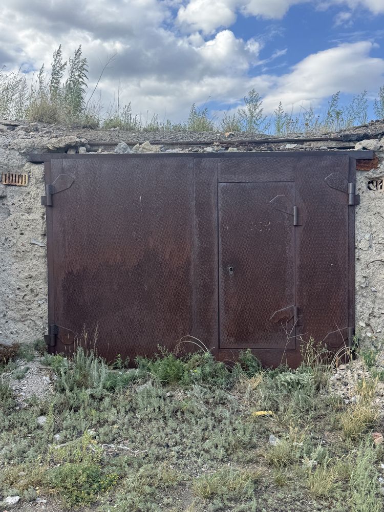 Продам гараж 21 мкр