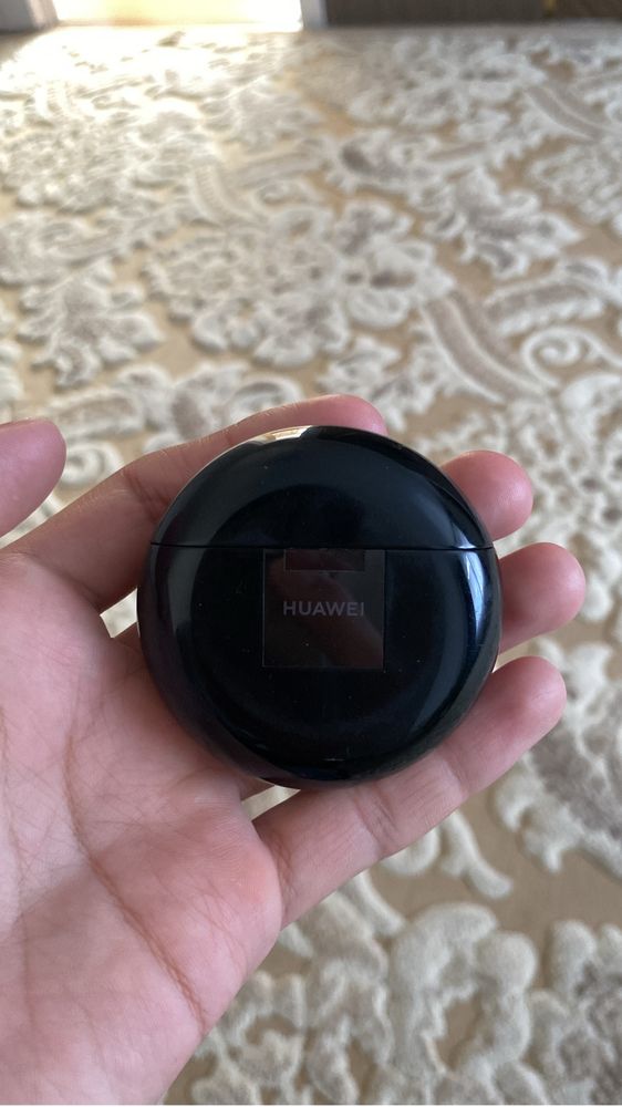 Продам Huawei freebuds 3