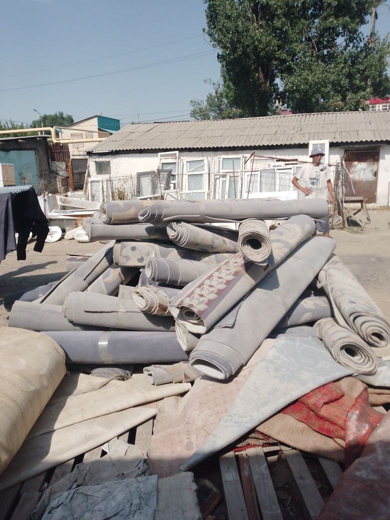 Улица Азаттык дом51 Продам ковралан , ковралин для бассейна