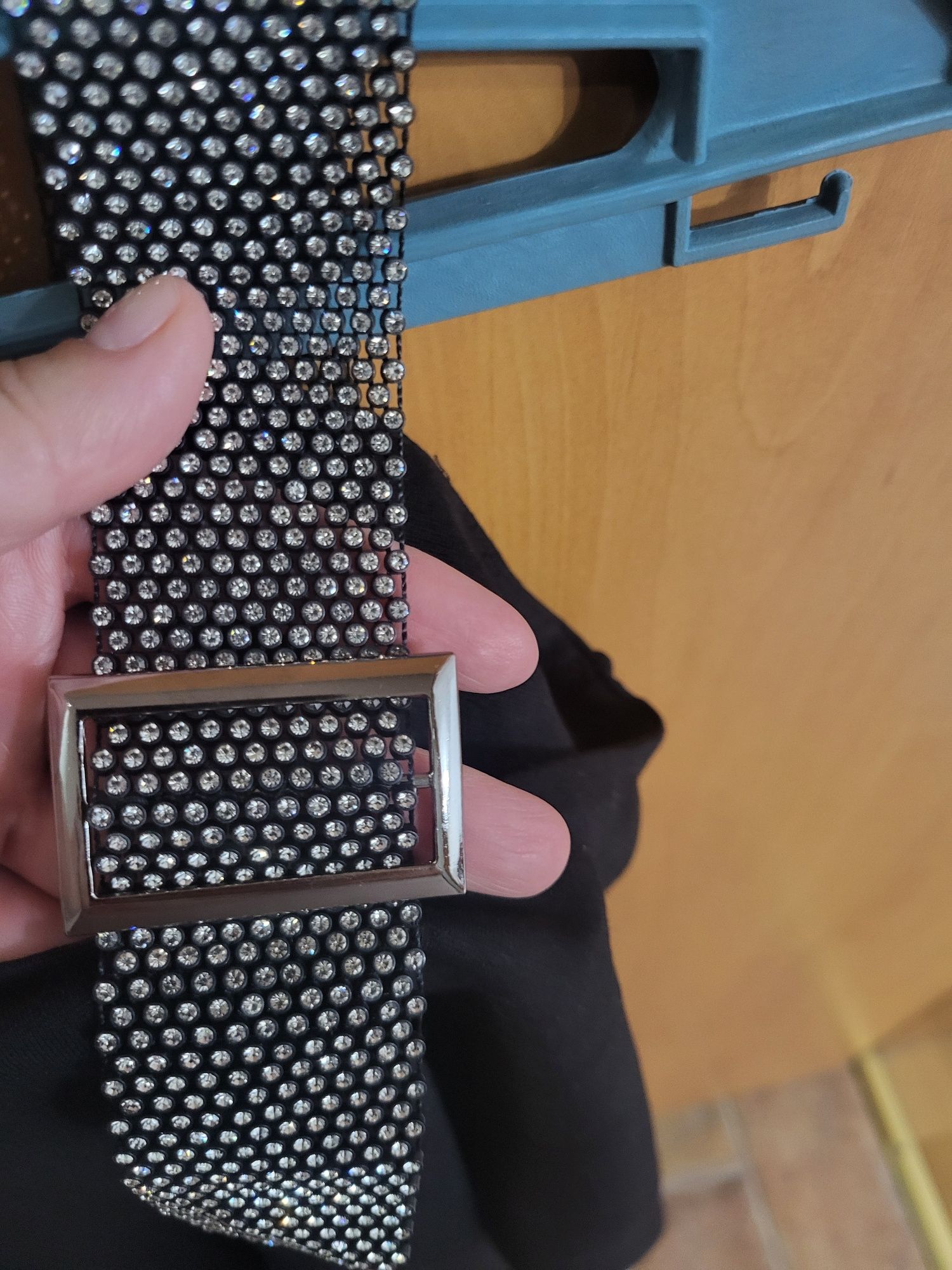 Продам шикарное,стильное женское платье