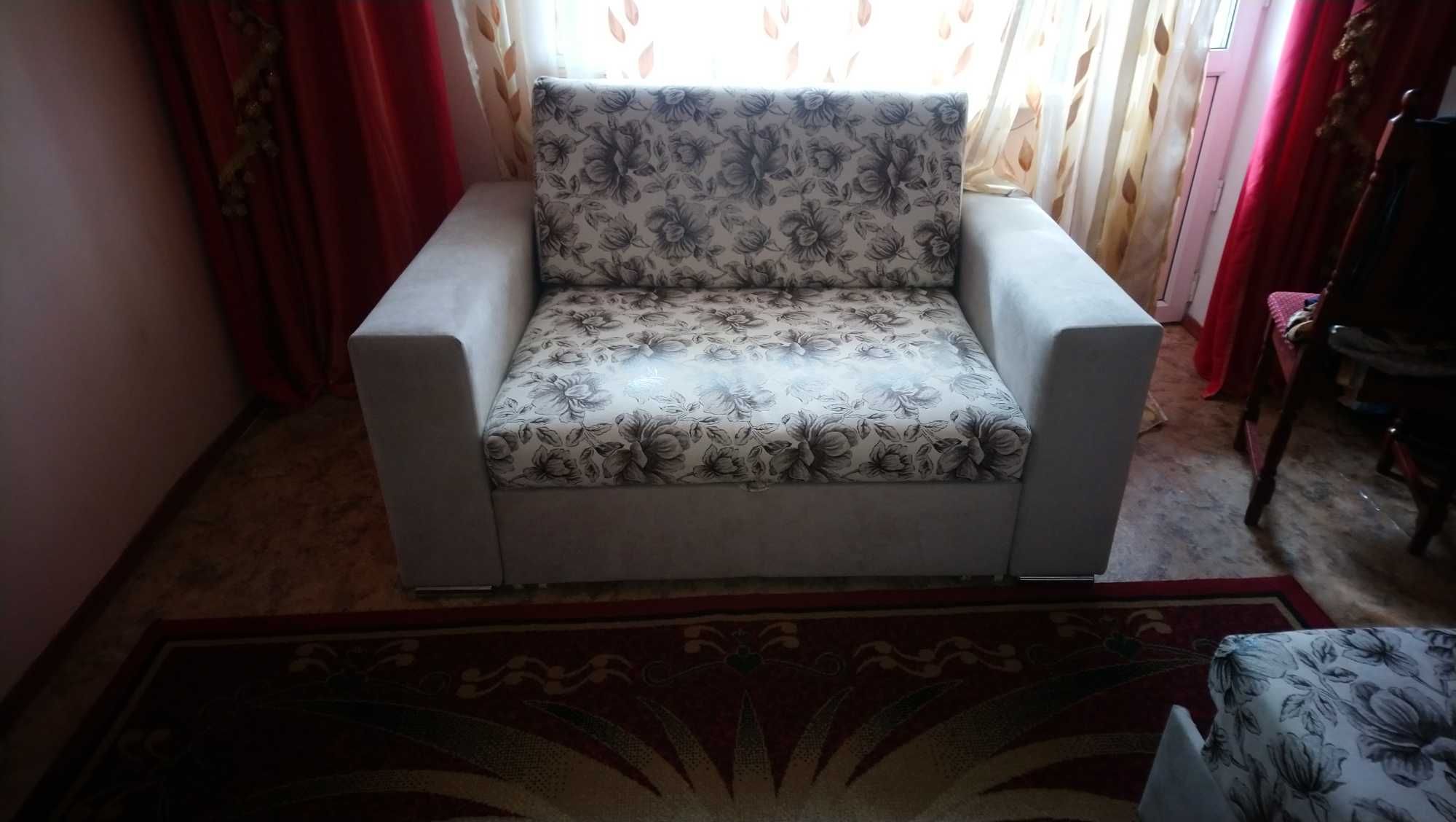 перетяжка ремонт мягкой мебели