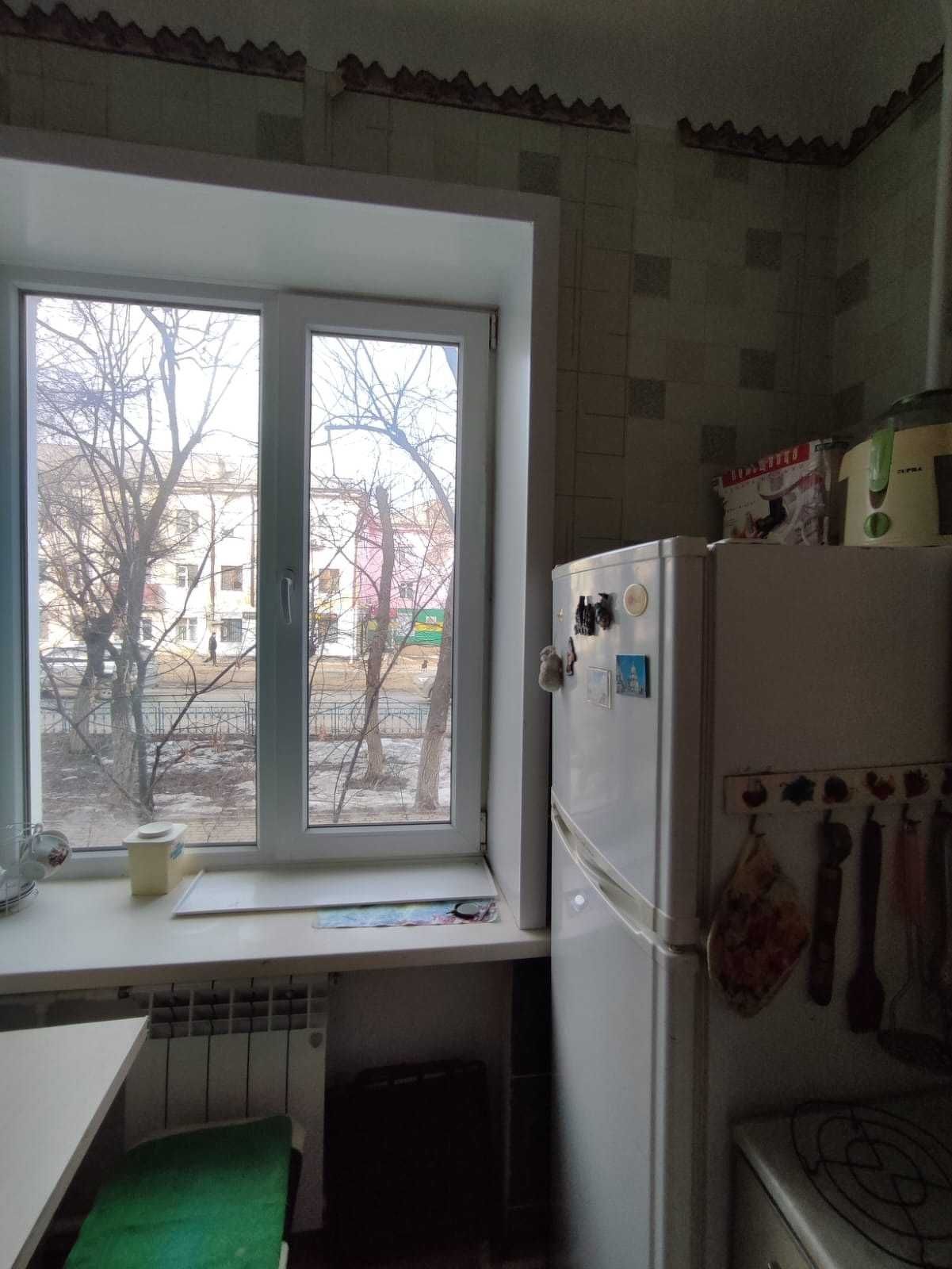 Продам 2 комн. срочно  старый часть возле колхозного рынка