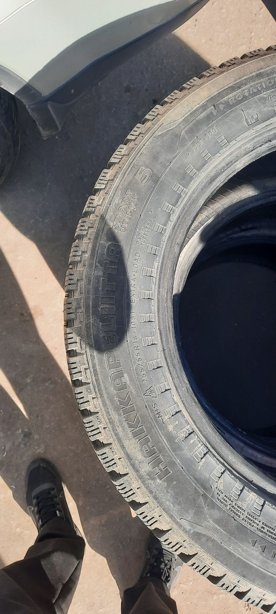 Продам зимнюю резину NOKIAN
