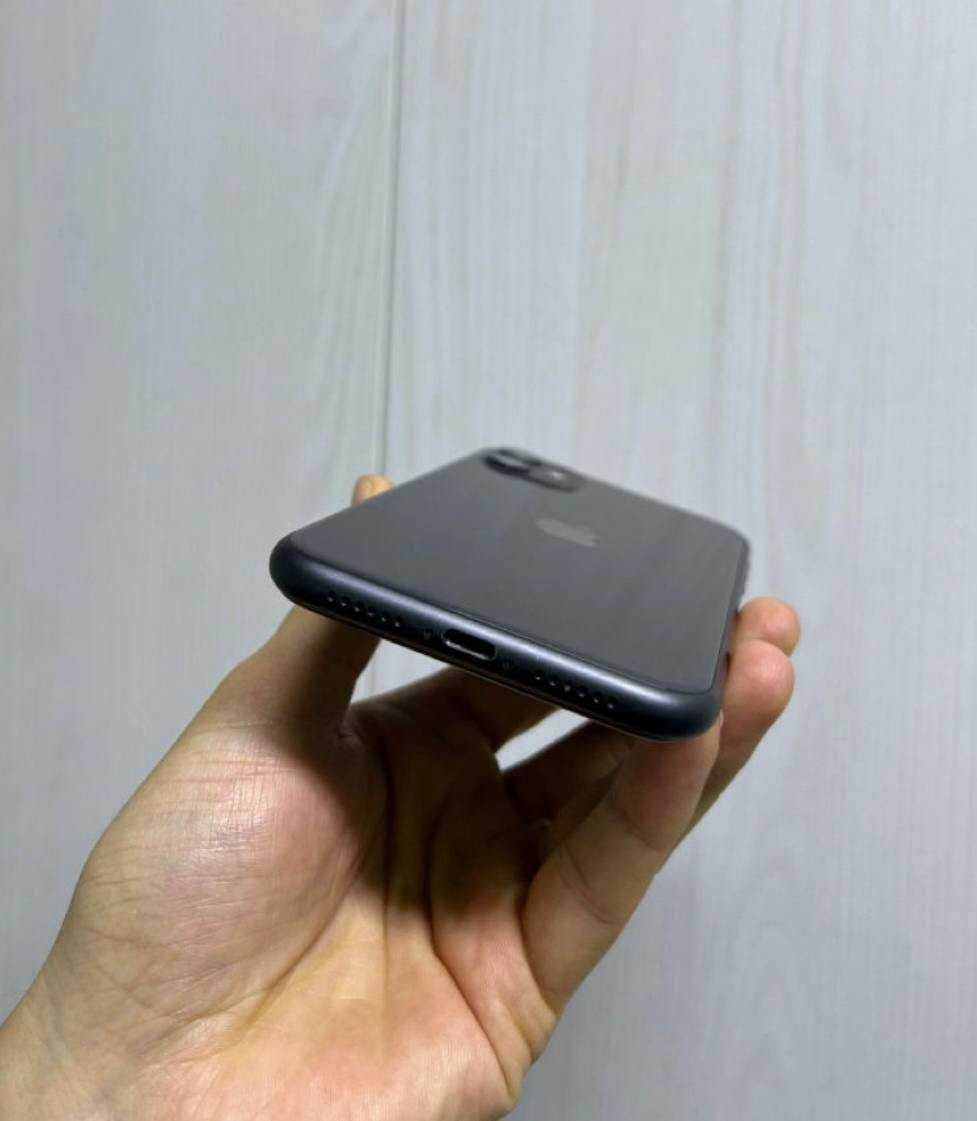 Продам iPhone 11 128