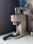 Кофемашина Delonghi EC885 BG золотистая