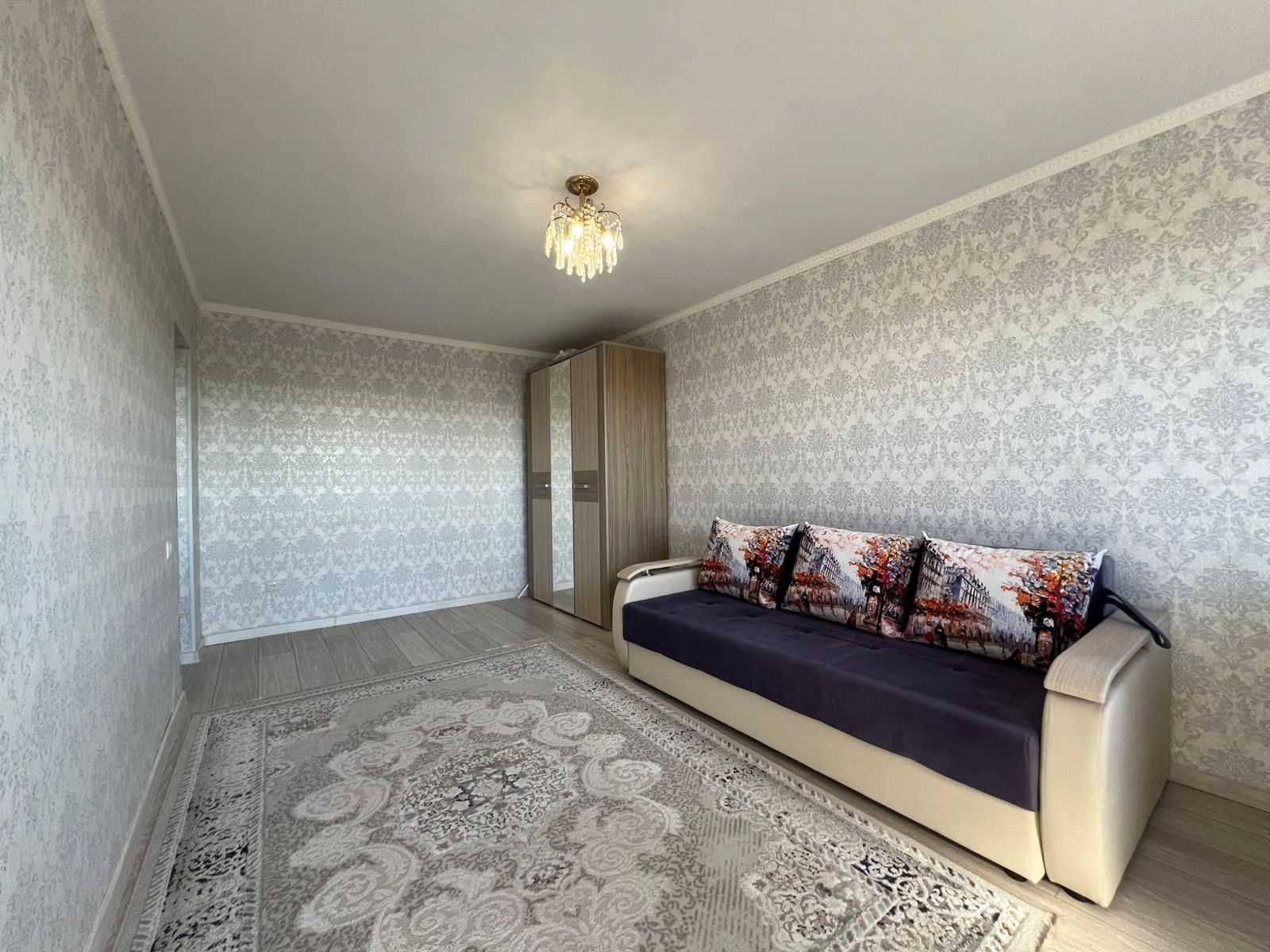 Продам 1-=комнатную квартиру п. Актас 3-этаж Не в залоге!!!