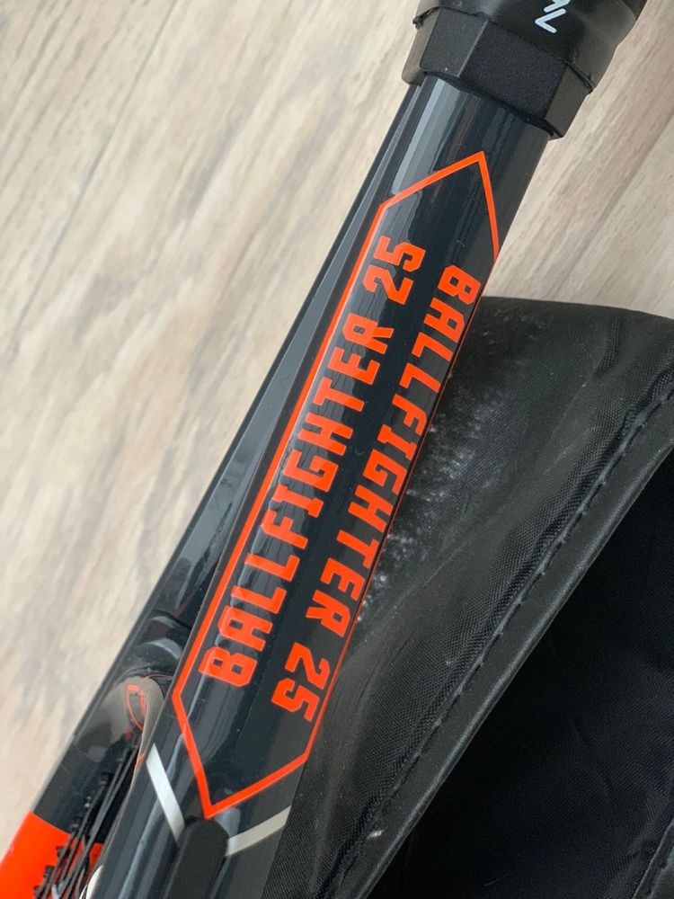 Теннисная ракетка Babolat