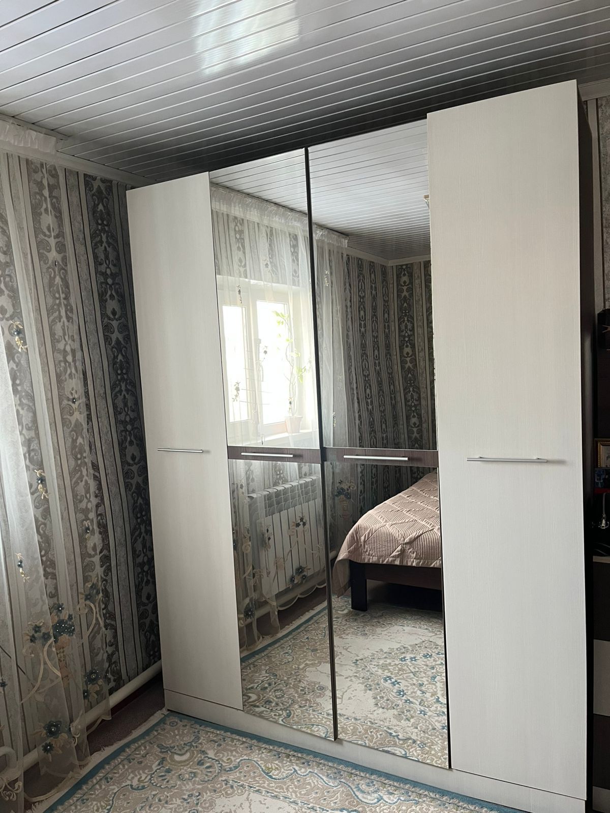 Продам шкаф+камод