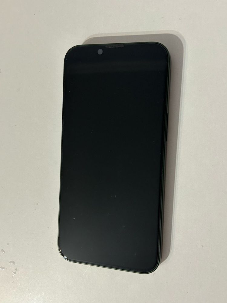 Iphone 13  ,256 ГБ, цвет зеленый , в отличном состоянии,
