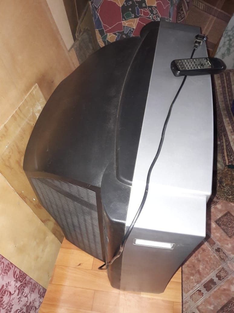 Цветной телевизор Toshiba