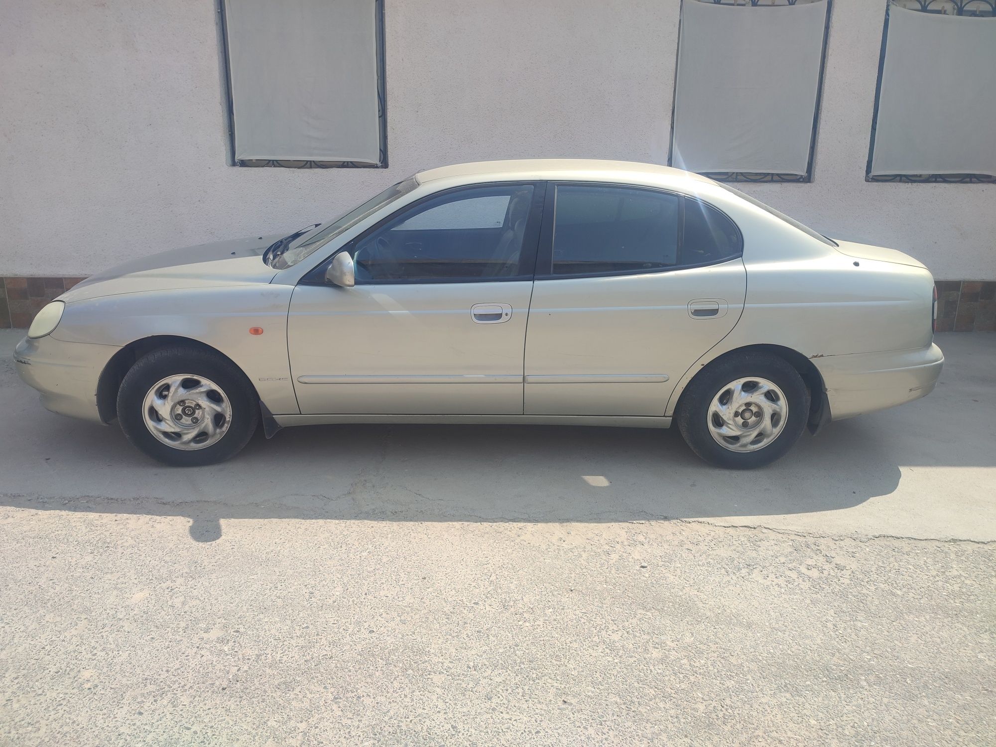 Daewoo leganza 1998