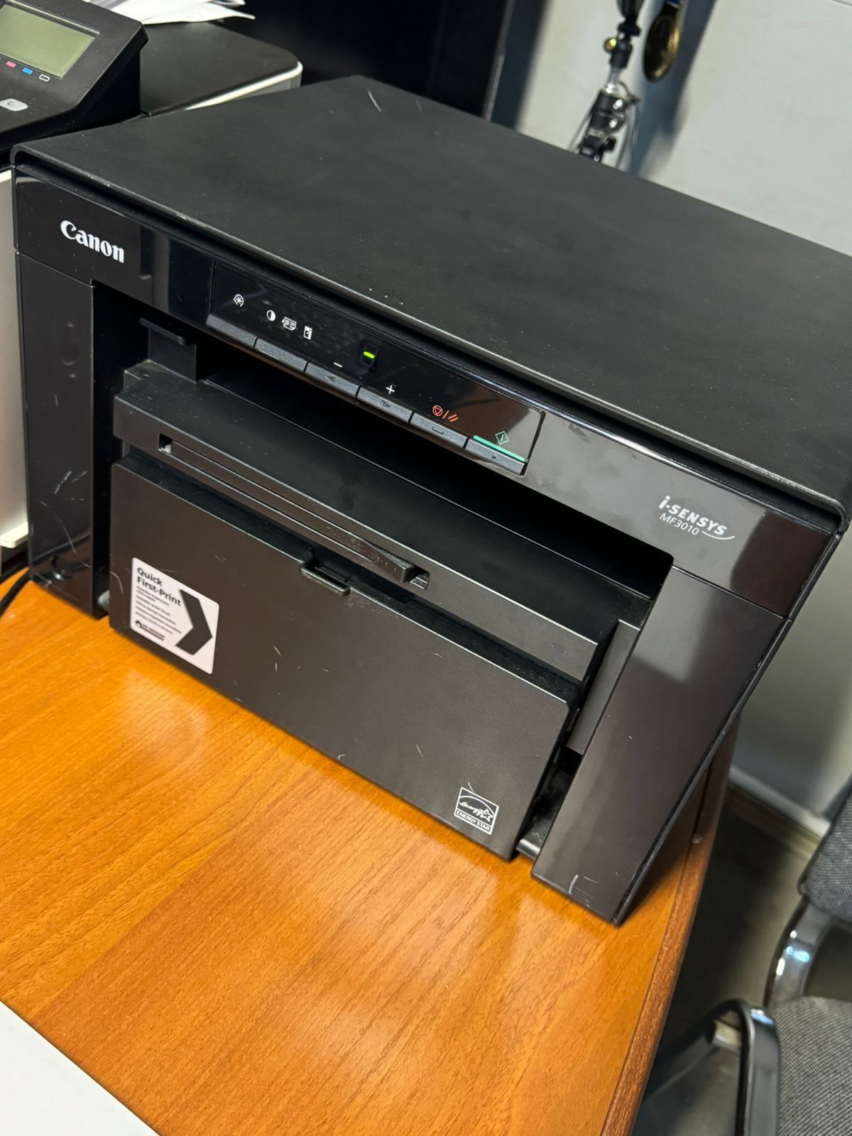 Продам принтер мфу с wi-fi 3в1 Hp laserjet m1217(принтер, сканер, копи