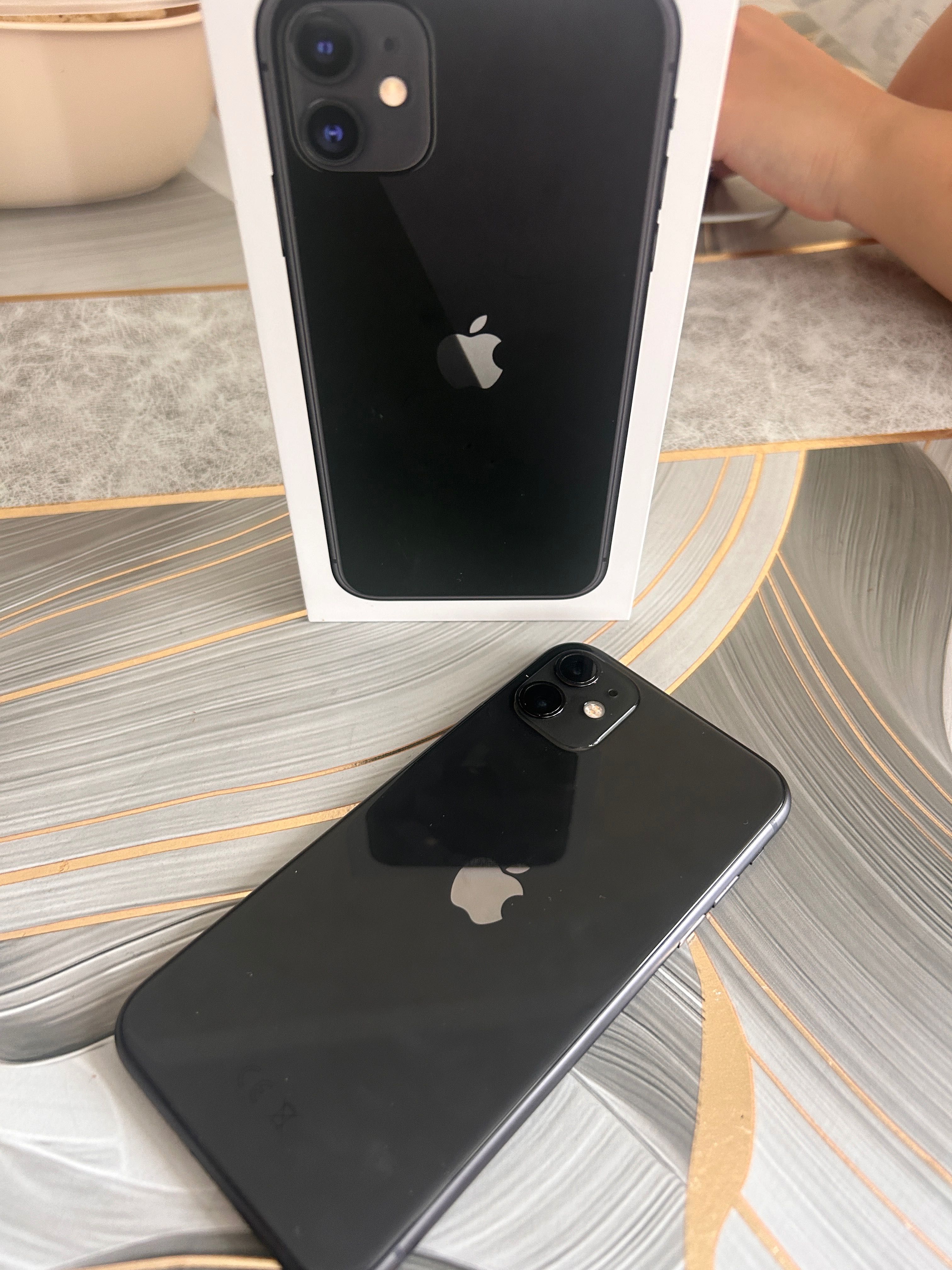 iPhone 11 состояние отличное