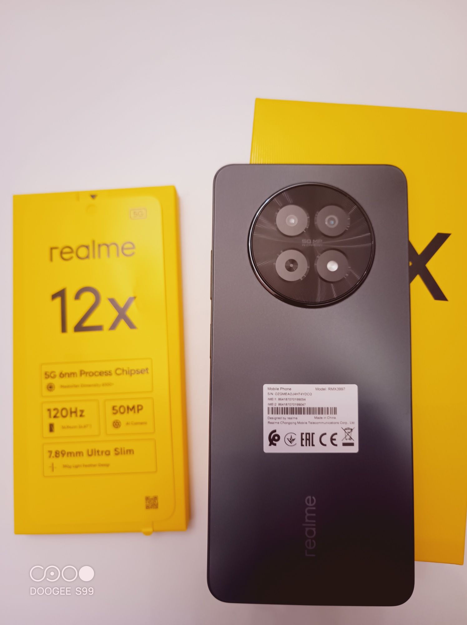 Сотовый телефон Realme 12X