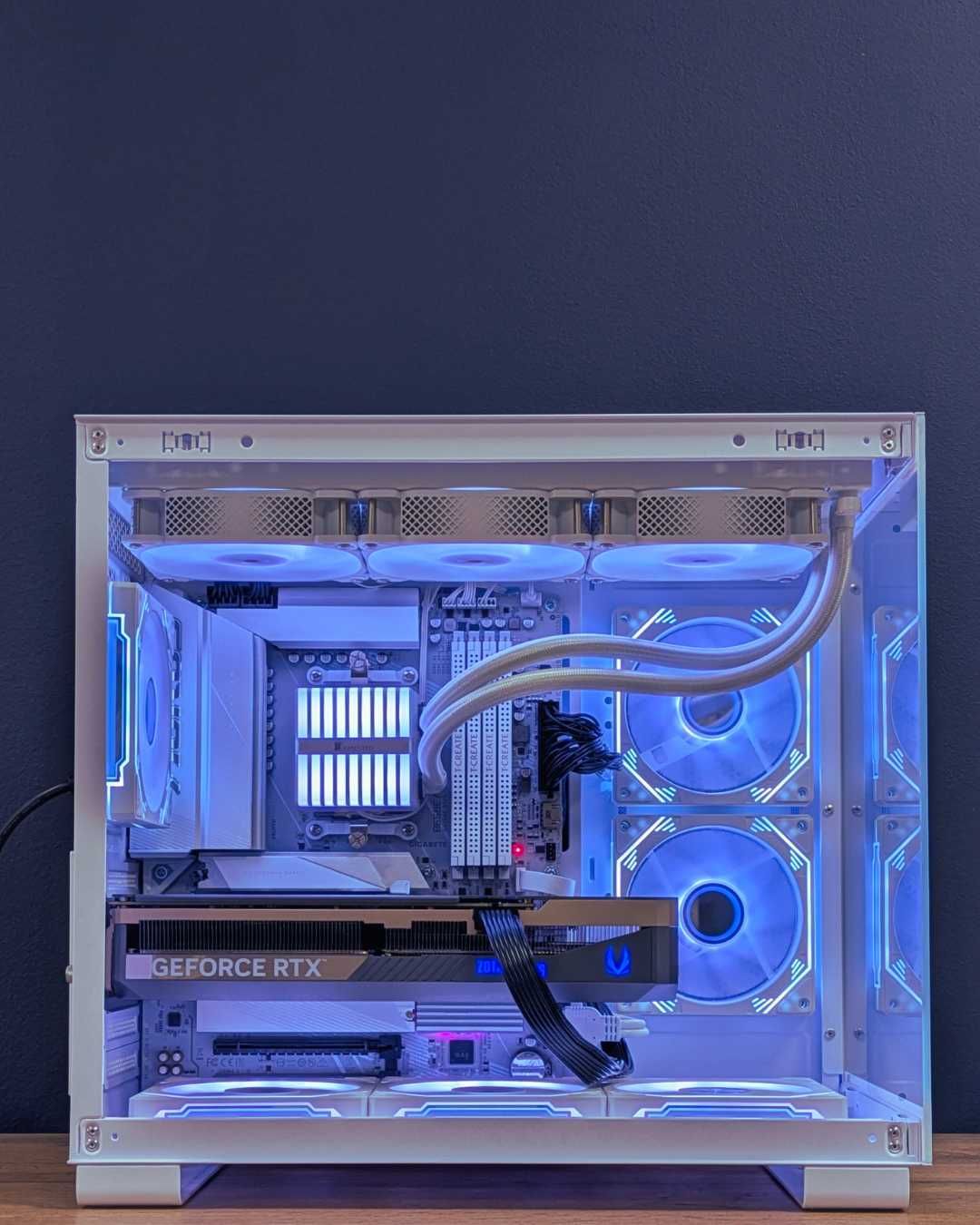 Компьютер системный блок. Процессор Ryzen 7 9800X3D, RTX 5070 Ti 16GB